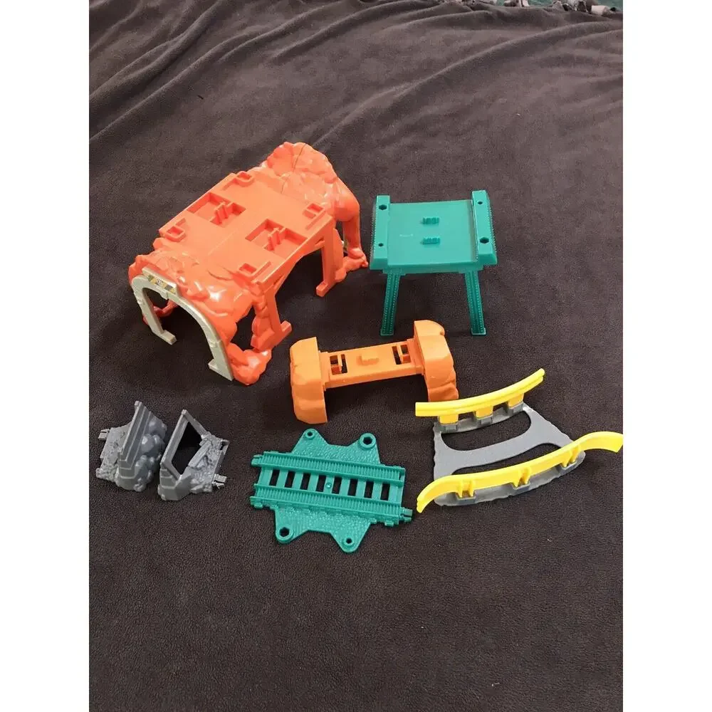 Thomas &‎ Friends Trackmaster Track Replacement Pieces Lot of 14